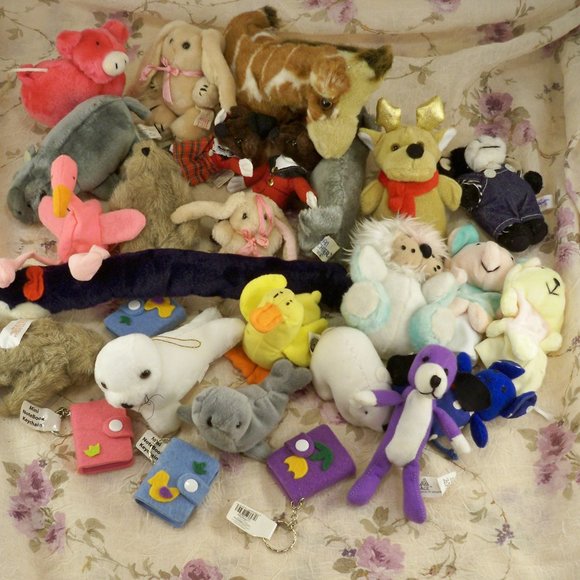 Small* Assorted Stuffed Animals Over 20 - Picture 1 of 6